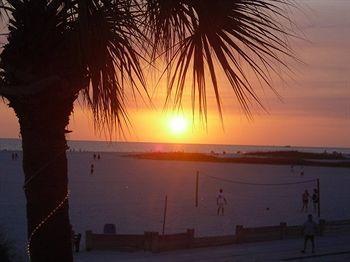 Beach Palms Hotel Redington Shores Exterior photo
